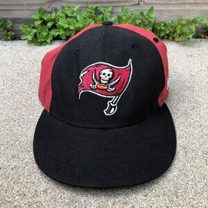 VTG NEW ERA Since 1920 Tampa Buccaneers Fitted Hat Men's 7 5/8 NFL Cap 5…​